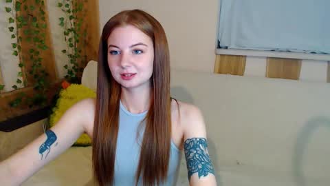 Snapshot of leo_and_lori chatting on 11-26-25, 10:11 Leo and Lori online show from 11-26-25, 10:11