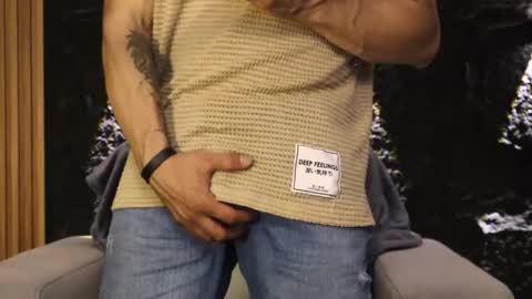 Leo  Diaz online show from 01-11-26, 02:16