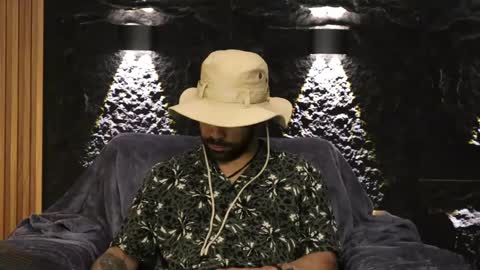 Leo  Diaz online show from 04-06-26, 01:25