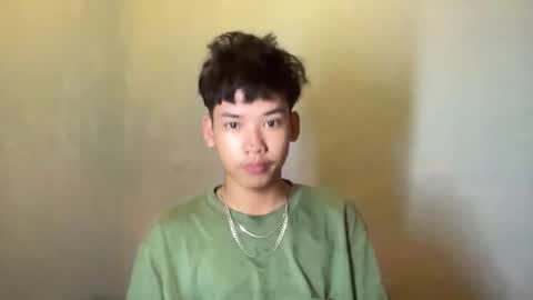Snapshot of leo_hottiesexyasian chatting on 10-25-25, 09:39 Leo online show from 10-25-25, 09:39