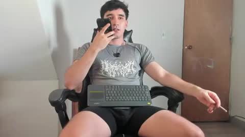 Leo Jones online show from 07-08-26, 12:26
