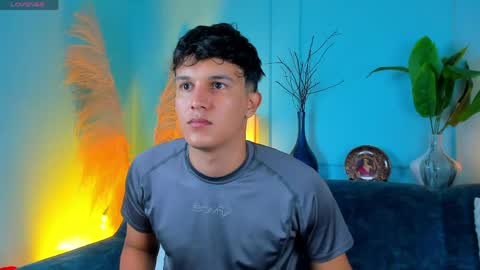 Leo online show from 04-19-26, 04:34