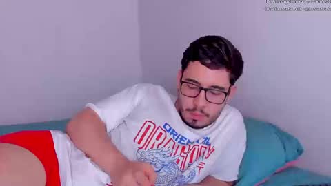 Snapshot of leoandviolet chatting on 09-23-25, 05:05 Carlos Alissa. Help us to reach 100 likes online show from 09-23-25, 05:05