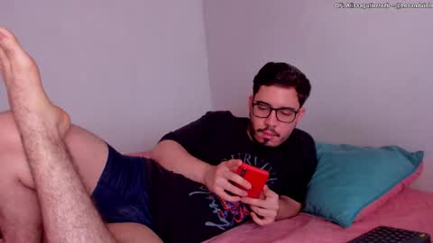 Snapshot of leoandviolet chatting on 10-25-25, 04:57 Carlos Alissa. Help us to reach 100 likes online show from 10-25-25, 04:57