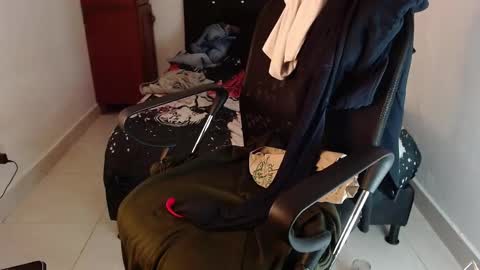 Snapshot of leobardostik chatting on 03-08-26, 10:52 leo online show from 03-08-26, 10:52