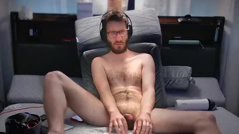 Snapshot of leobiggy227 chatting on 03-03-25, 12:16 LeoBiggy online show from 03-03-25, 12:16