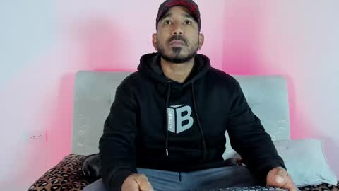 Snapshot of leocarter_ chatting on 07-21-26, 01:02 leo online show from 07-21-26, 01:02