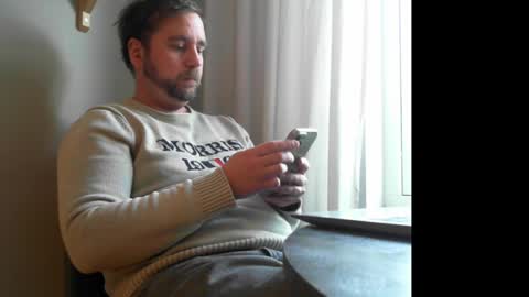 Snapshot of leofromsweden chatting on 01-30-25, 11:22 Leofromsweden online show from 01-30-25, 11:22