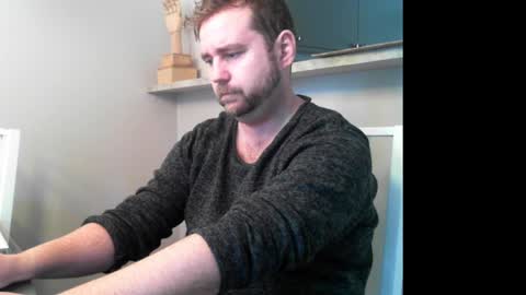 Snapshot of leofromsweden chatting on 02-28-25, 08:31 Leofromsweden online show from 02-28-25, 08:31