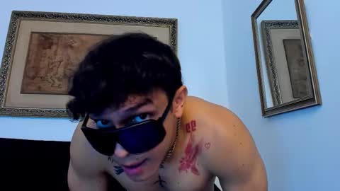 Leon Connor online show from 10-04-25, 07:45