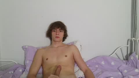 Snapshot of leon_heart666 chatting on 06-03-26, 08:25 Leon online show from 06-03-26, 08:25