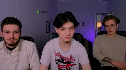 leo online show from 12-17-25, 01:06