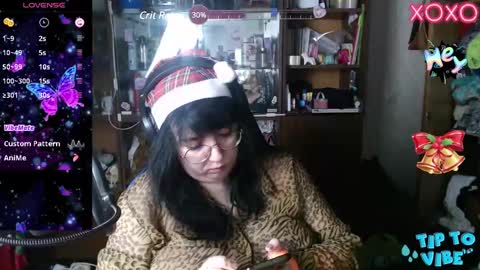 Snapshot of leona_harrison chatting on 12-23-24, 08:36 Leona Harrison online show from 12-23-24, 08:36