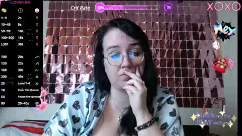 Snapshot of leona_harrison chatting on 02-24-25, 04:38 Leona Harrison online show from 02-24-25, 04:38