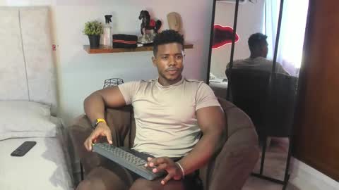 Leandro jones online show from 02-09-26, 08:13