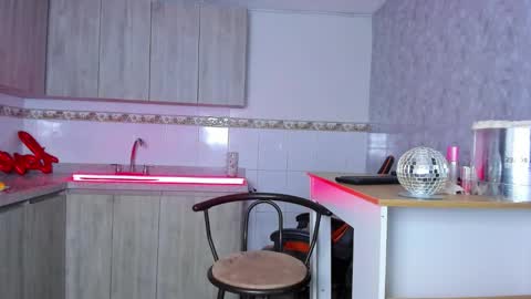 Tom Rider online show from 09-10-25, 10:43