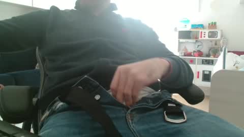 Snapshot of leone44 chatting on 02-24-25, 09:10 angel e sonia online show from 02-24-25, 09:10