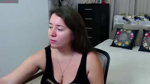 Leone Noir online show from 12-18-25, 07:47