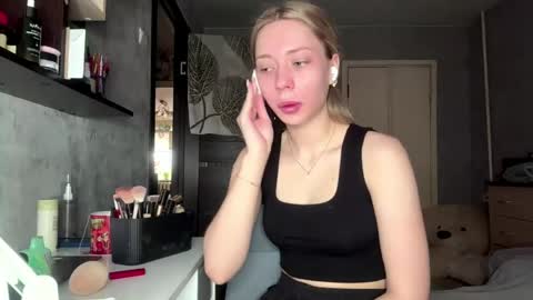 Eva online show from 04-11-26, 06:18