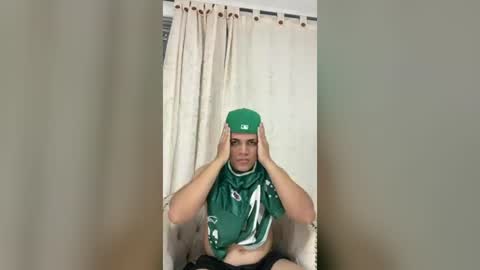 Snapshot of leonel_ferrer chatting on 08-08-26, 07:21 LEONELKIRY online show from 08-08-26, 07:21