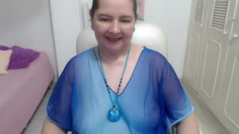 leonela   online show from 07-07-26, 07:45