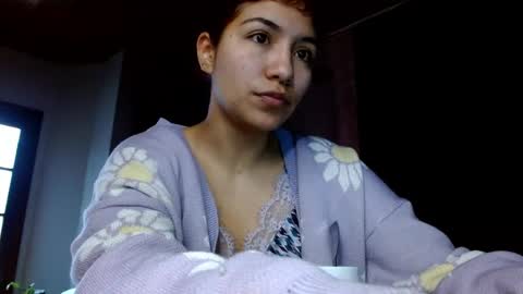 leonela  online show from 10-19-25, 06:08