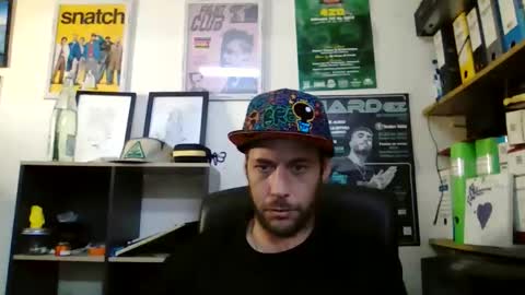 Snapshot of leonidascum chatting on 06-08-26, 11:21 leonidascum online show from 06-08-26, 11:21