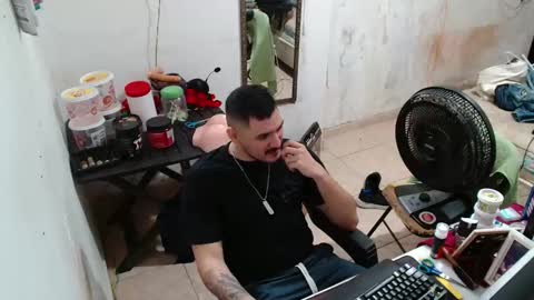 leonino231 online show from 12-21-25, 04:58