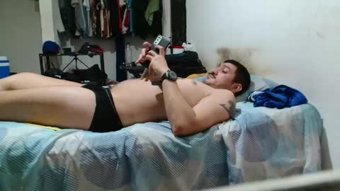 leonino231 online show from 04-25-26, 12:13