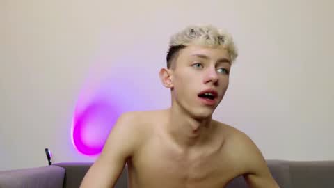 leonlure online show from 12-02-25, 06:36