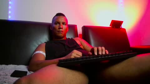 Snapshot of leonnardojaramillo chatting on 01-22-25, 03:07 Lenardo jaramillo online show from 01-22-25, 03:07
