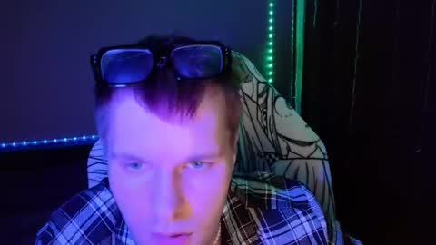 Leon online show from 01-16-25, 02:30