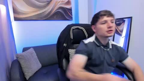 Leo  online show from 02-04-26, 04:40