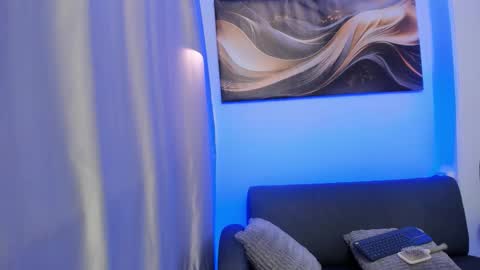 Leo  online show from 02-17-26, 04:09