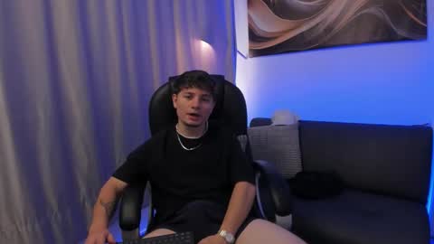 Leo  online show from 02-20-26, 04:53