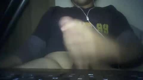 Snapshot of leoonel_95 chatting on 11-22-25, 06:34 leoonel_95 online show from 11-22-25, 06:34