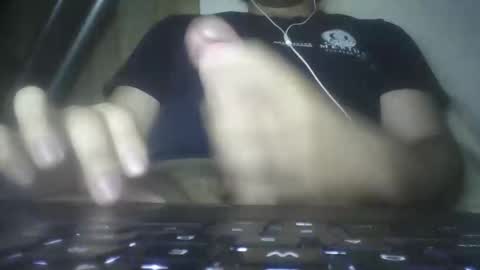 leoonel_95 online show from 02-25-26, 05:06