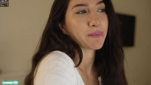 Leora online show from 01-28-25, 07:53