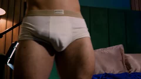 Leo Salvatore online show from 03-02-25, 01:15