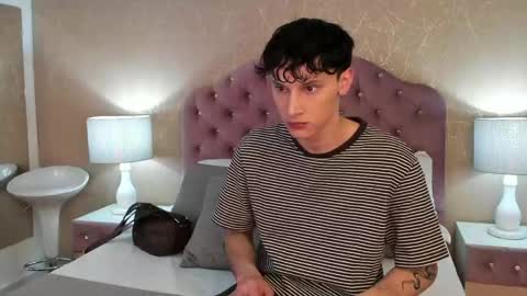Snapshot of lephystar chatting on 04-17-26, 03:42 LephyStar online show from 04-17-26, 03:42