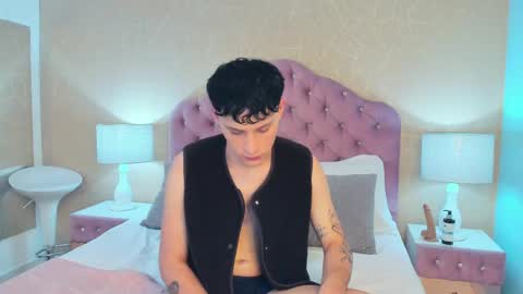 Snapshot of lephystar chatting on 04-25-26, 04:26 LephyStar online show from 04-25-26, 04:26