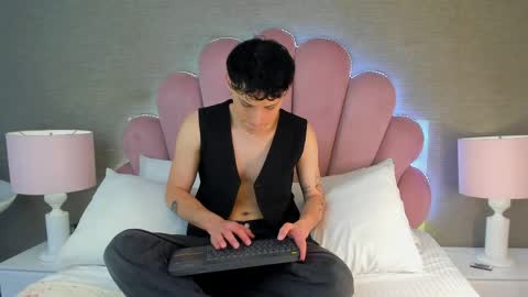 Snapshot of lephystar chatting on 04-28-26, 03:11 LephyStar online show from 04-28-26, 03:11