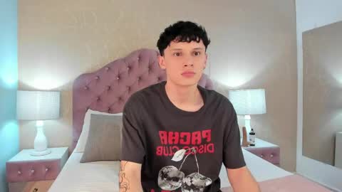 Snapshot of lephystar chatting on 05-11-26, 03:45 LephyStar online show from 05-11-26, 03:45