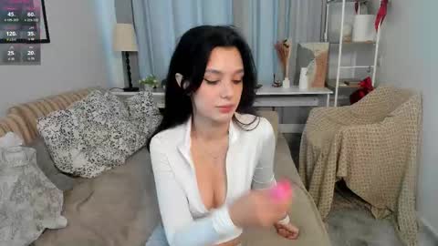 Bella online show from 11-08-25, 09:20