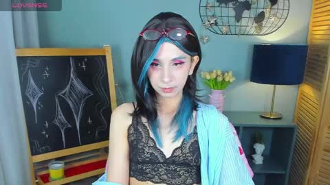 Eveline online show from 04-24-26, 02:03