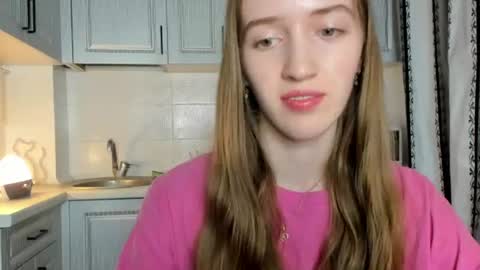  LESLIE   online show from 07-05-26, 06:48