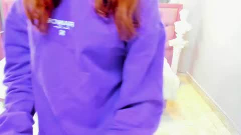 L E S L E Y  AND  D R A K O online show from 06-20-26, 09:06