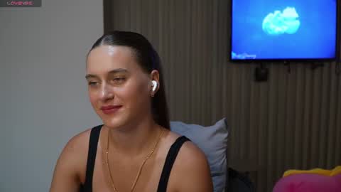 LeslieKorfs online show from 06-25-26, 10:25