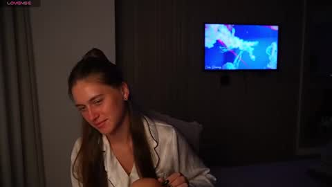 LeslieKorfs online show from 06-26-26, 10:58