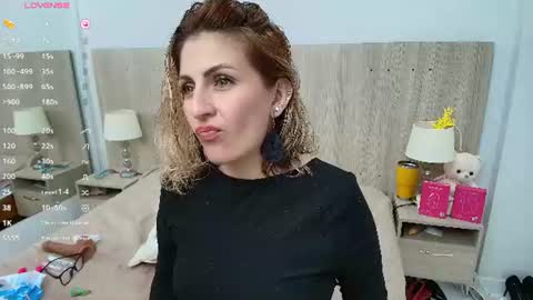 Lesly Santodomingo online show from 07-28-26, 06:20